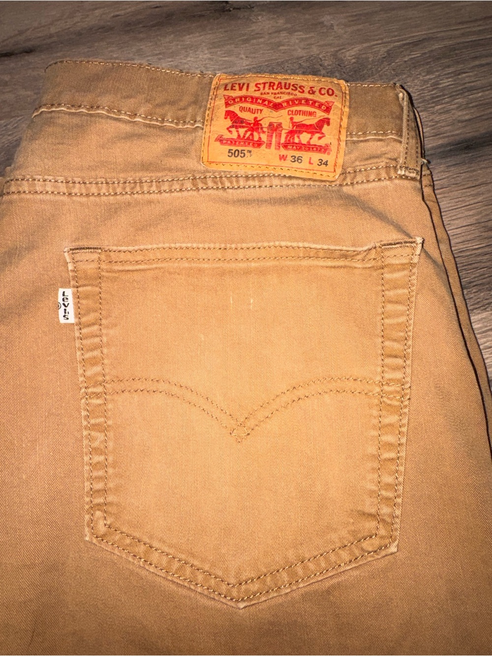 Levi's Slim Straight Jeans in Tan Brown